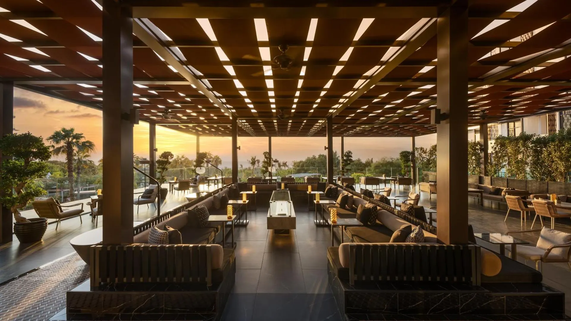 Banyan Tree Dubai At Bluewaters Hotel