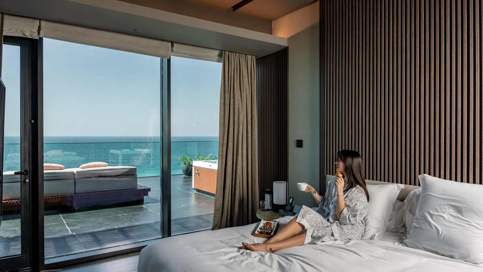Banyan Tree Dubai At Bluewaters Hotel