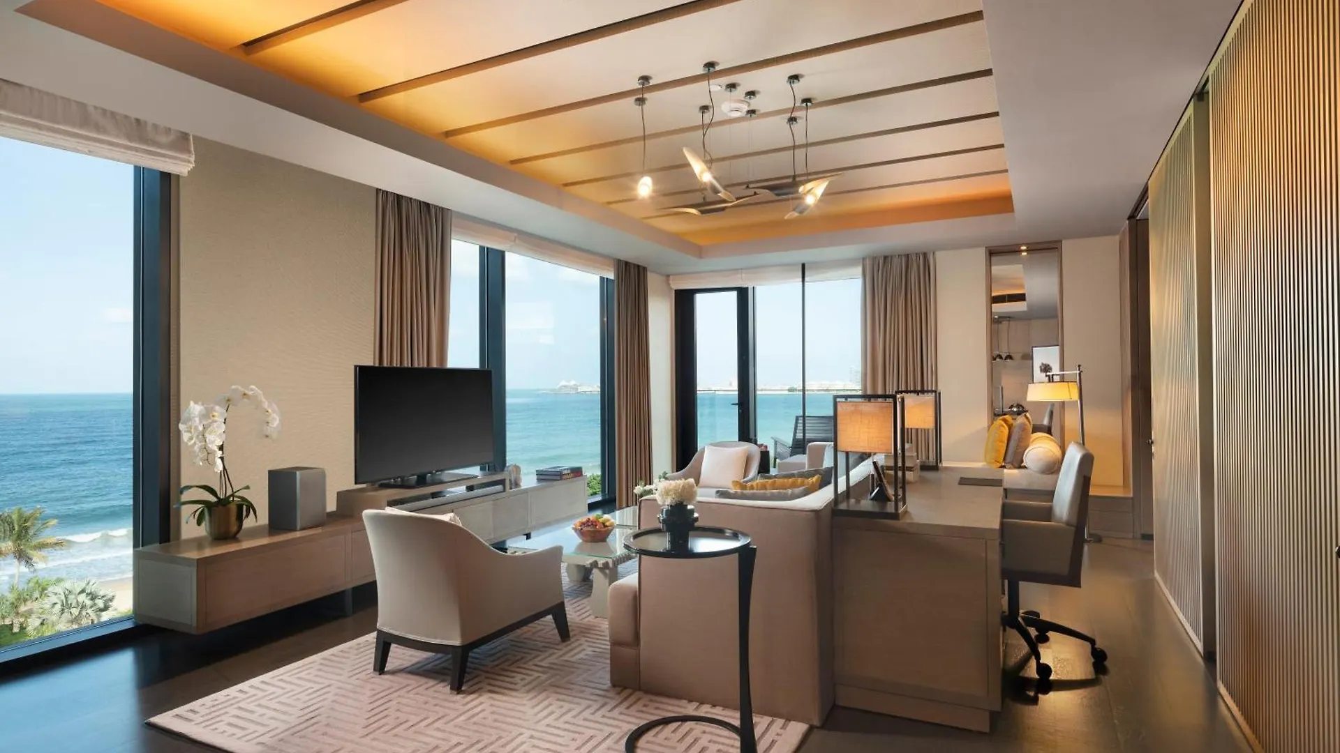 Banyan Tree Dubai At Bluewaters Hotel